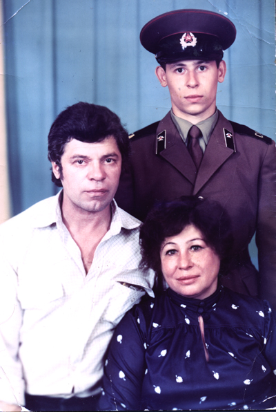 oleg_armiq1.jpg